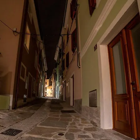 Lucky Izola
